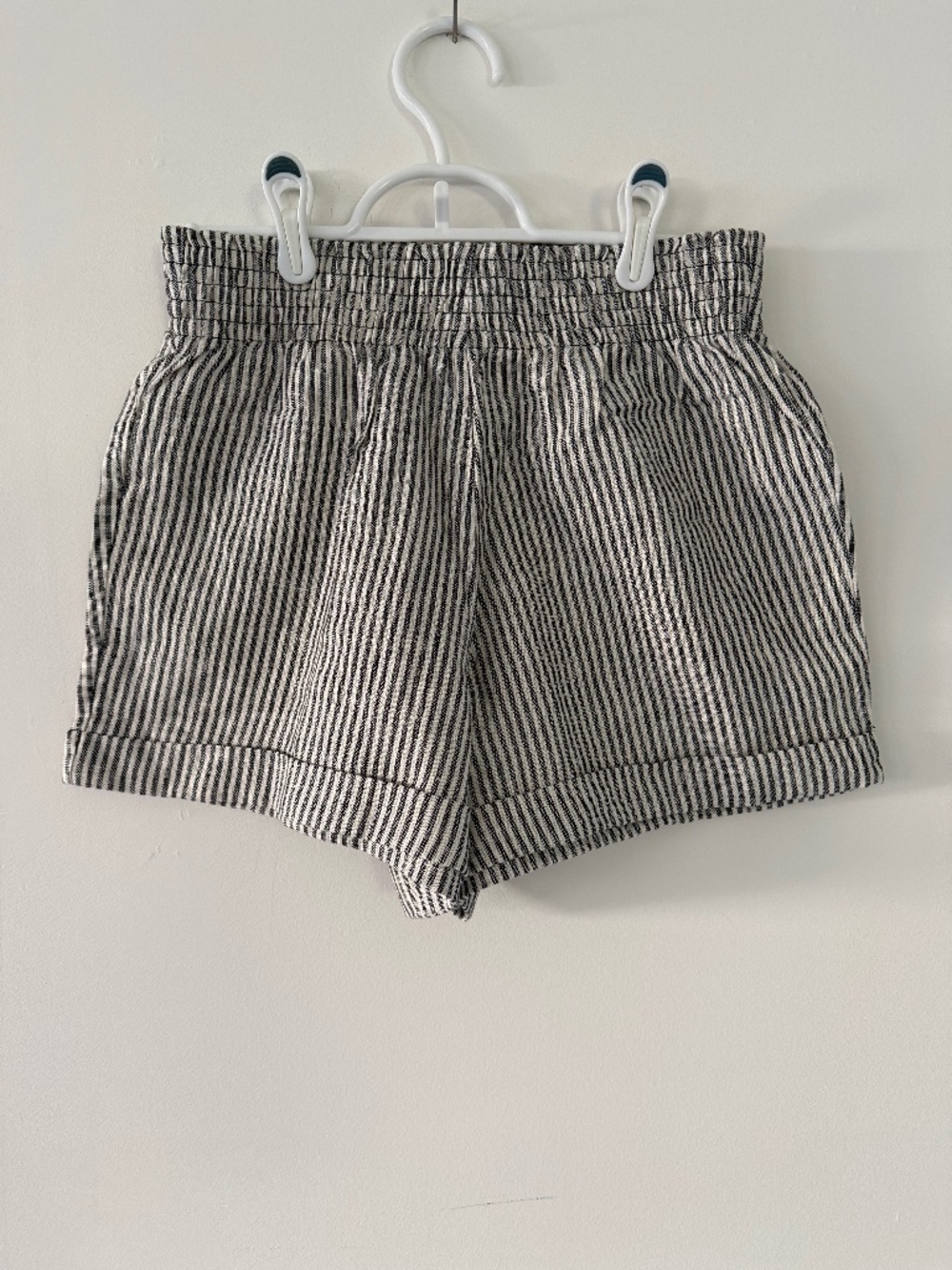 reformation small linen shorts